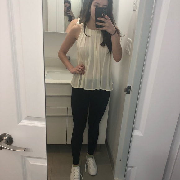 Forever 21 white blouse - Picture 5 of 6